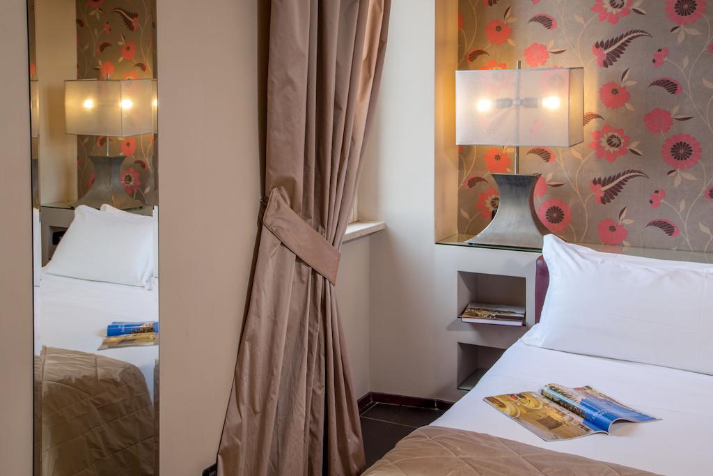 Roma Dreaming Aparthotel Экстерьер фото