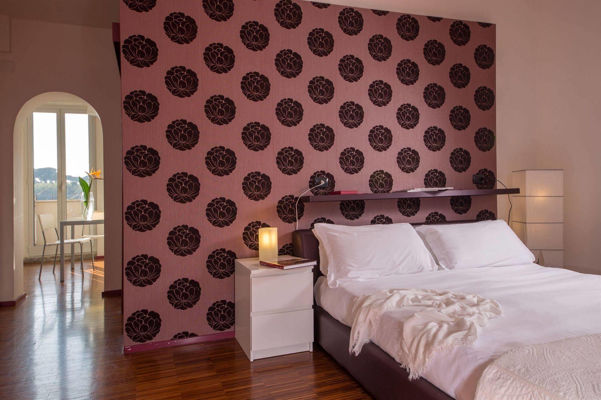 Roma Dreaming Aparthotel Экстерьер фото