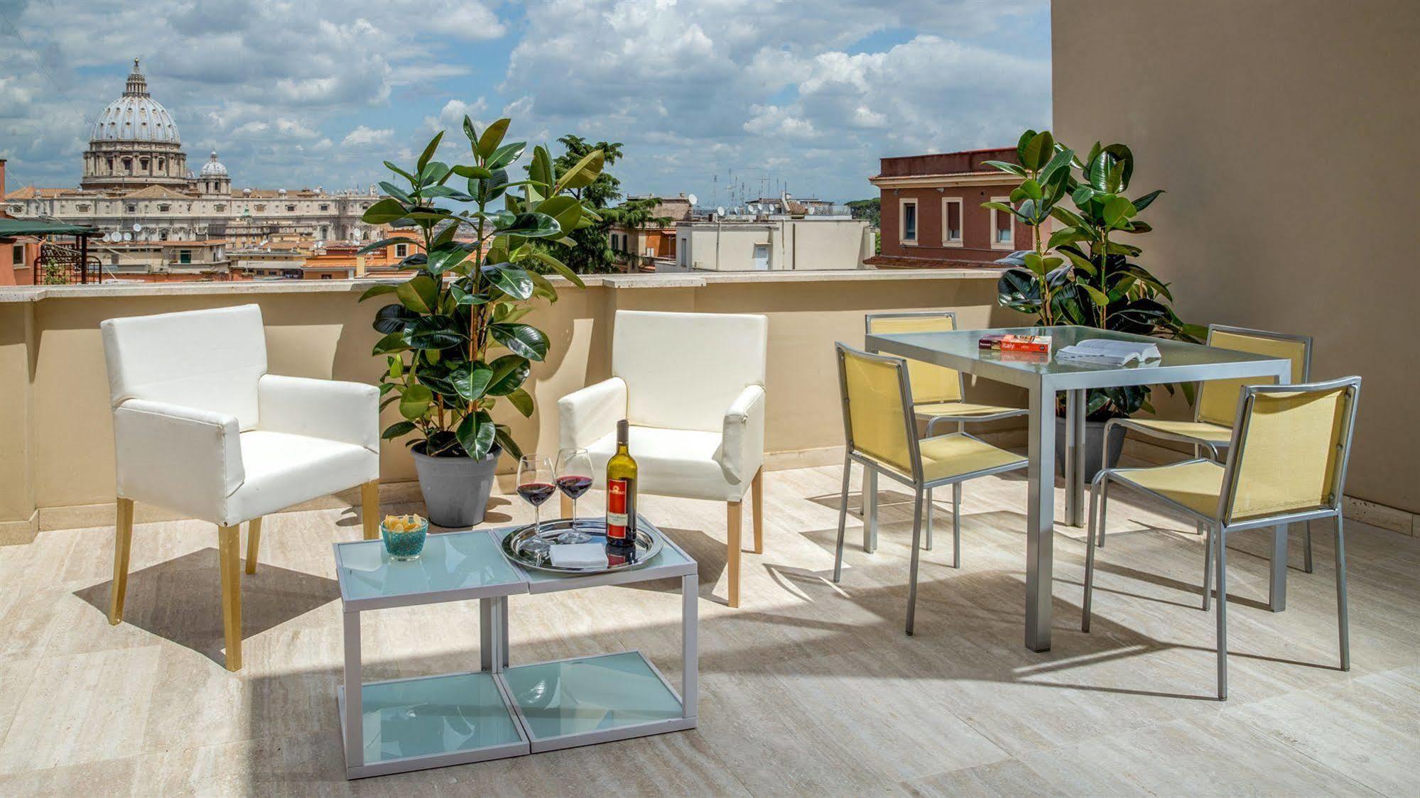 Roma Dreaming Aparthotel Экстерьер фото